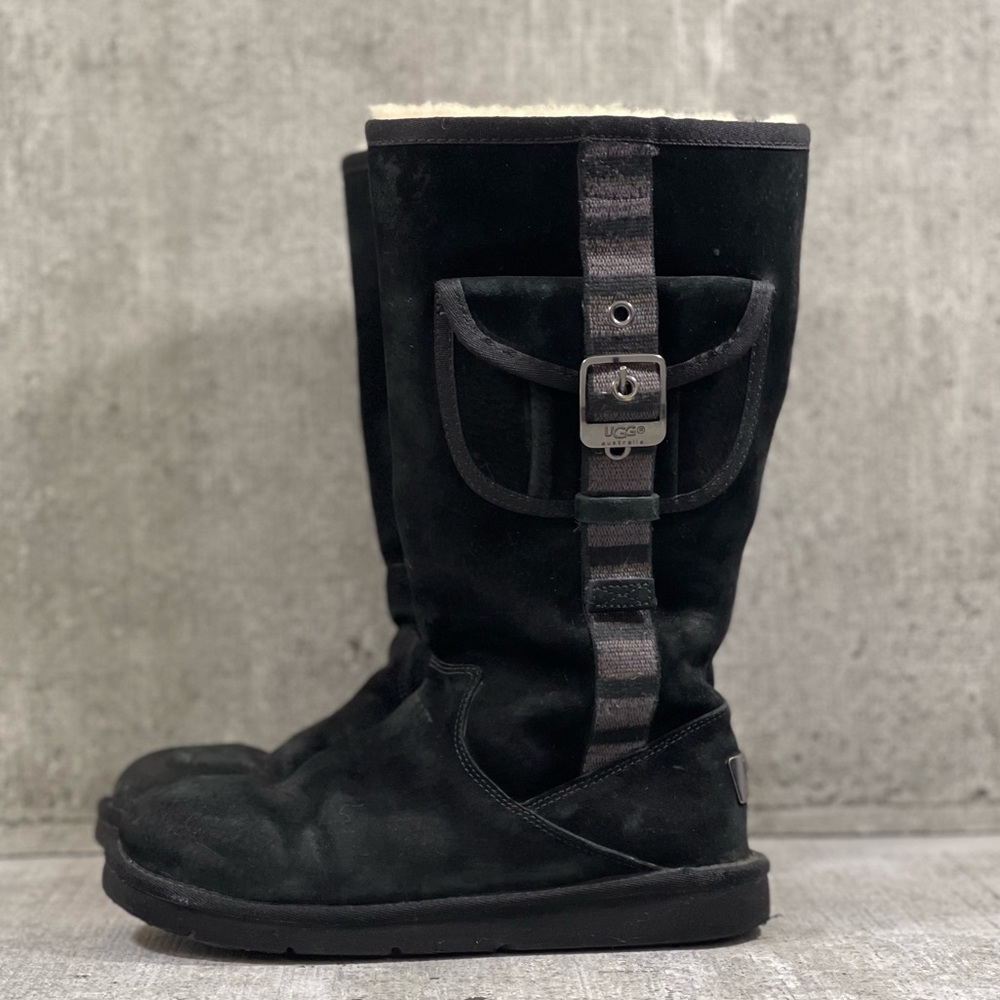 UGG BOOTS